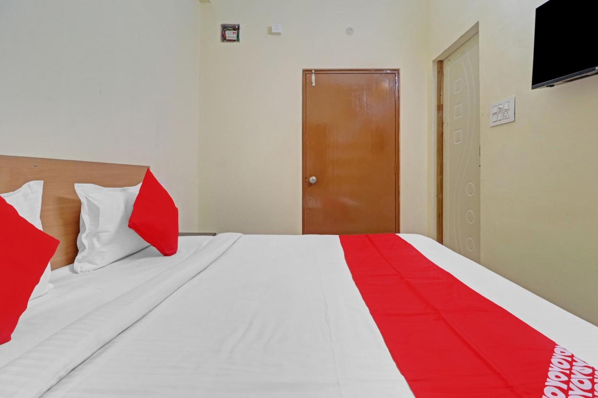 Super Hotel O Rbs Square Langer Houz Haidar Sahibguda エクステリア 写真